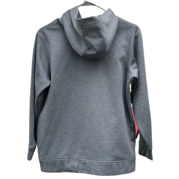 (Sold) 𝅺under ARMOUR  👚 - Picture 3 of 6